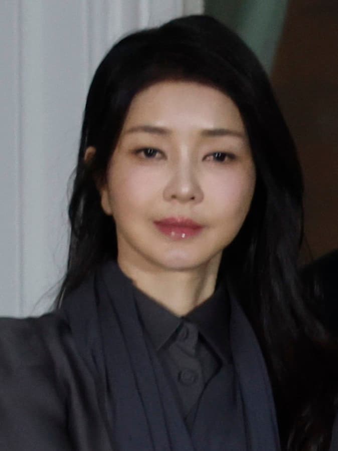 Kim Keon Hee